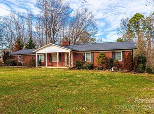 6000 George Hildebran School Rd, Hickory, NC 28602