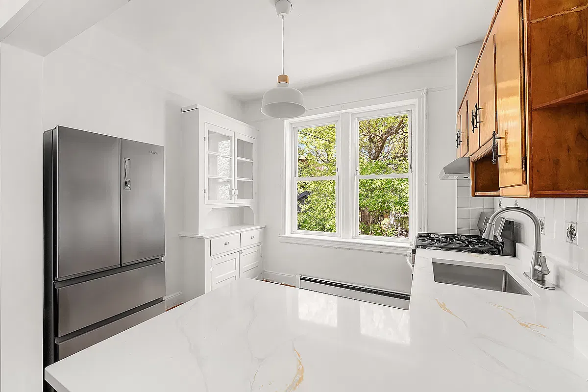 439 Union Street — Photo 3