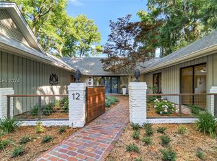12 Woodbine Pl, Hilton Head Island, SC 29928