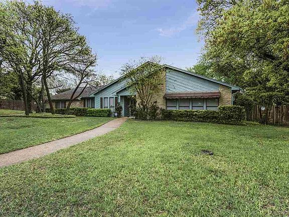 2nd image of 311 Glenview Cir