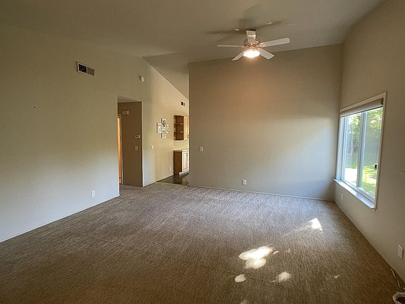 5th image of 6994 El Marcero Ct