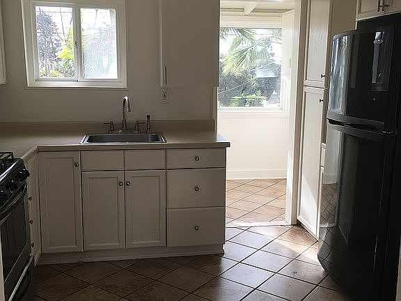 Kitchen photo #2