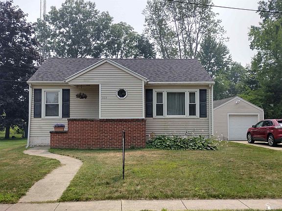 2nd image of 1115 Cherry St