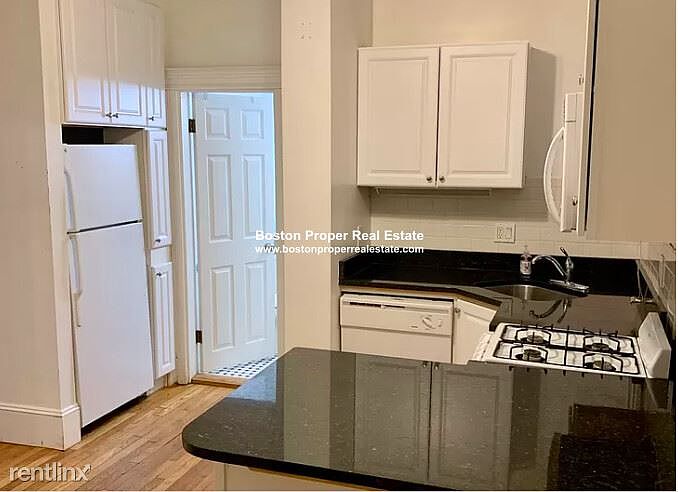 26 Hemenway St. #3 Boston - Fenway Unit Photo 1