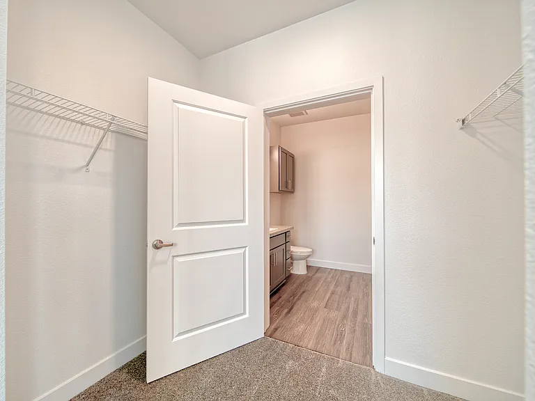 Tank District Apartments — Photo 34