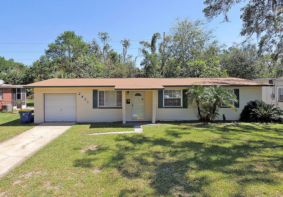 1st image of 2431 Green Oak Dr
