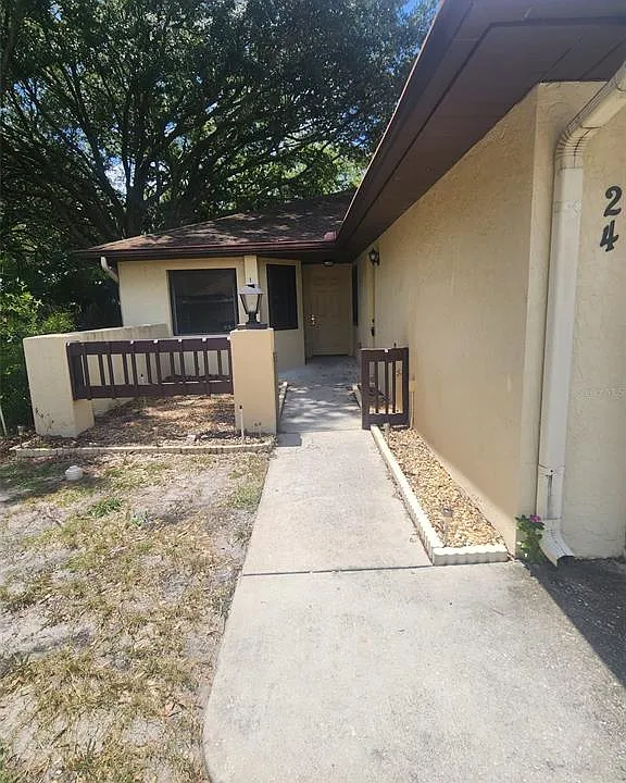 940 Fenton Ln #24