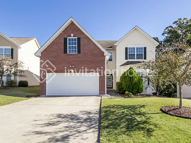 330 Fairpointe Pl — Photo 1