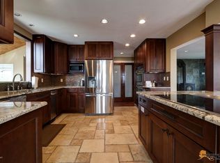 6000 Azalea Dr, Anchorage, AK 99516