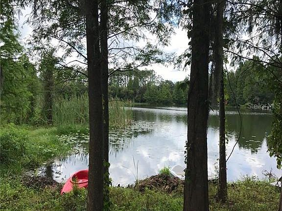 3rd image of 3808 Brooke Lakes Dr