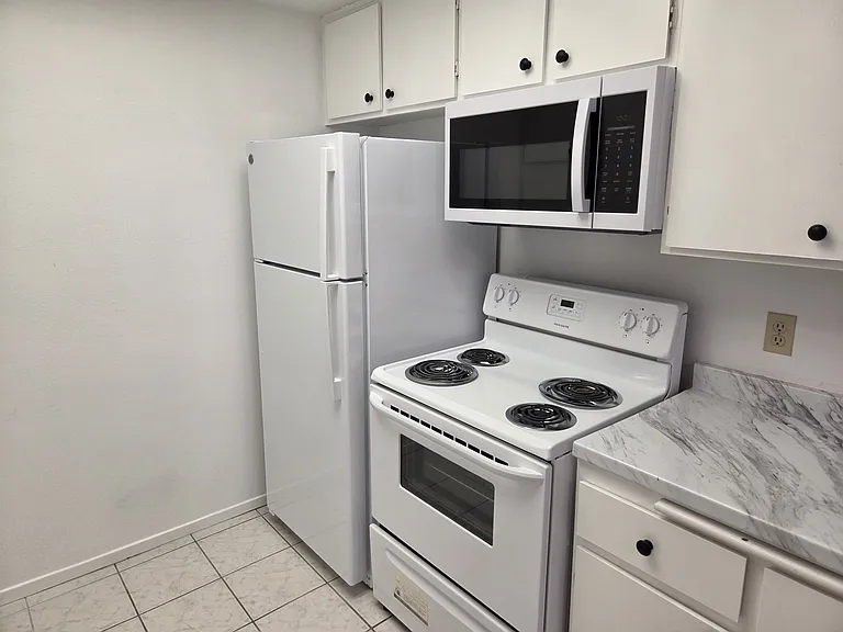 10260 Black Mountain Rd #132 — Photo 11