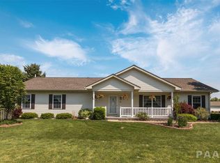 302 W 1st Ave, Deer Creek, IL 61733