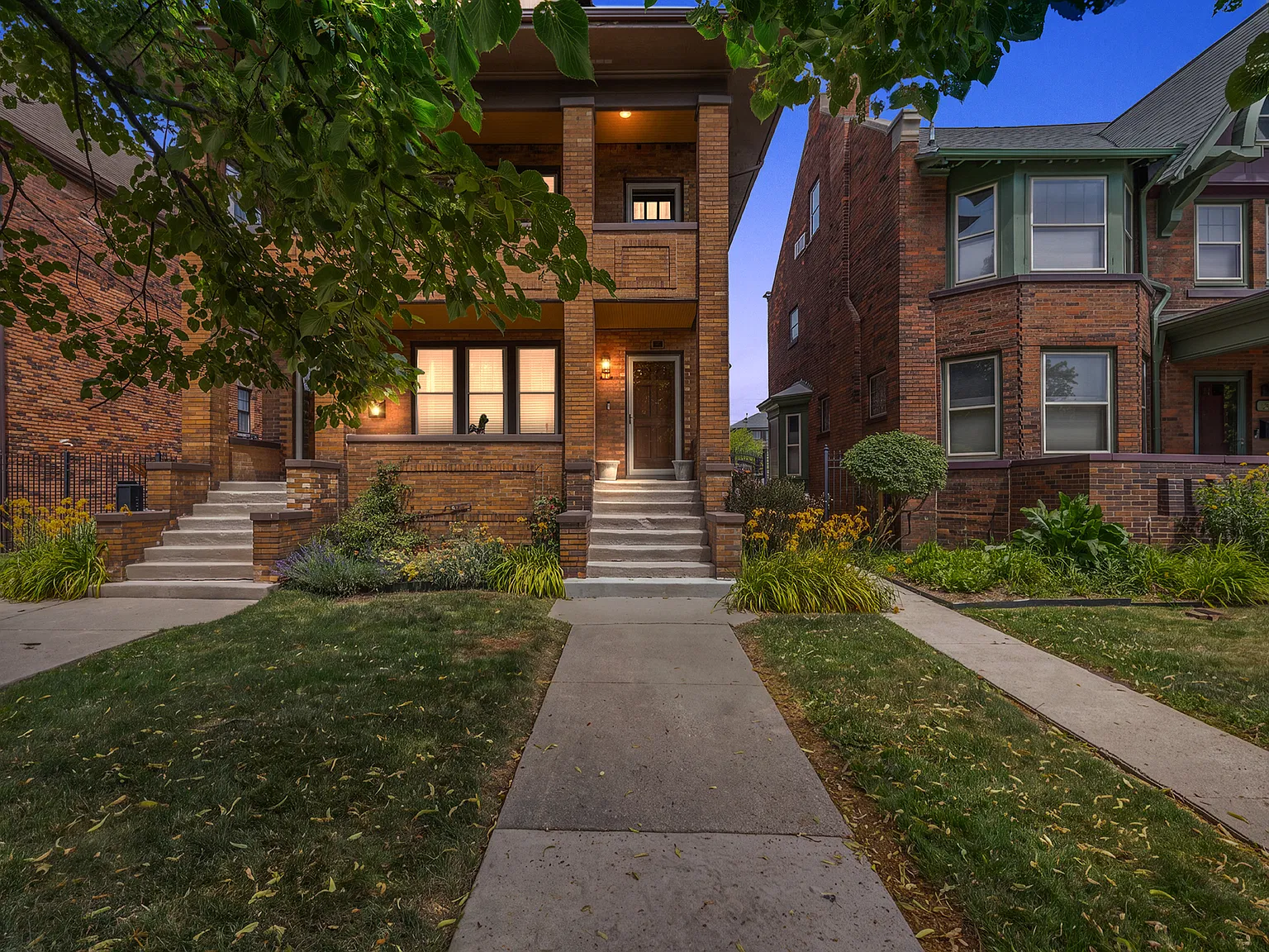 3 bed, 2152 sqft, $3,250 — Photo 3
