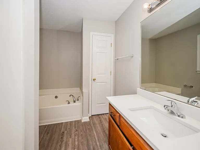 6398 Grafton Ct — Photo 12