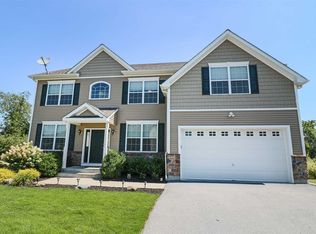 23 Thames Rd, Poughkeepsie, NY 12603