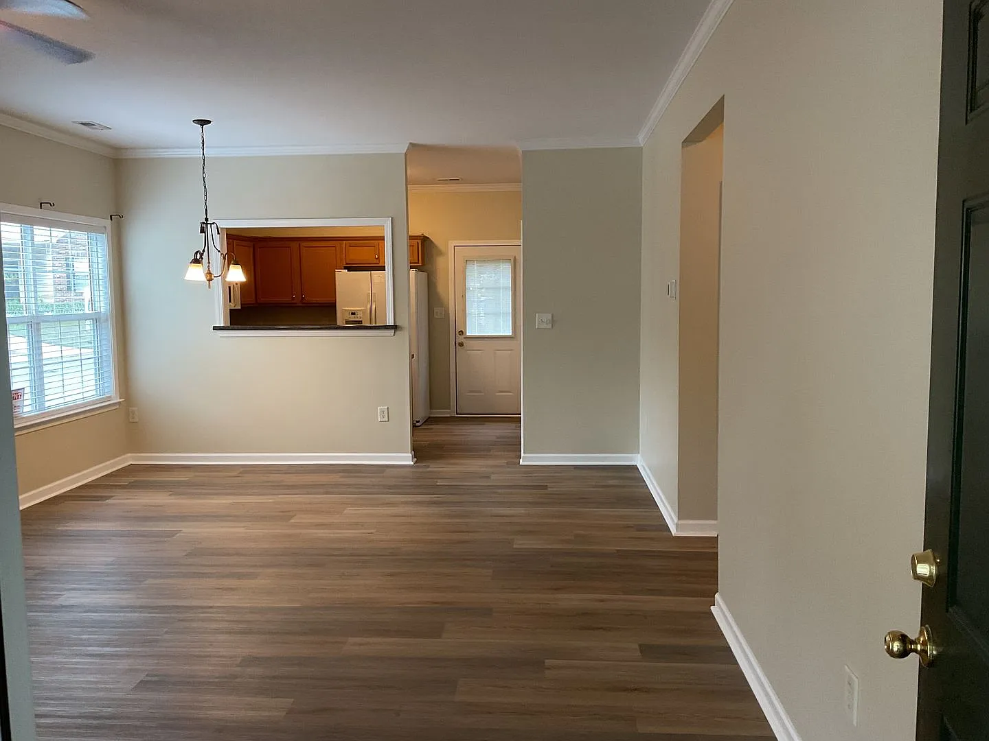 Beautifully Renovated Condo in Desirable Herlong Ridge! — Photo 3