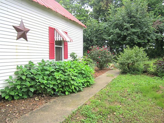 2nd image of 2279 W County Road 125 S