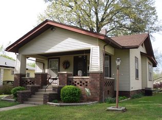 2020 Wall St, Murphysboro, IL 62966