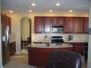 2nd image of 592 S 183rd Ave