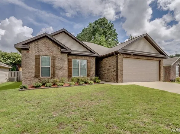 3010 Palmetto St, Northport, AL 35475