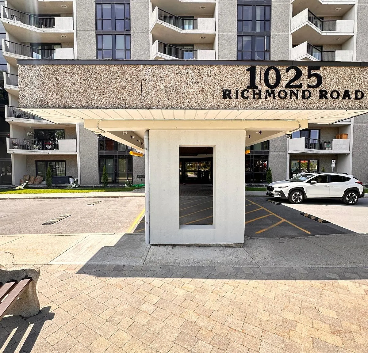 2 bed, $2,500 — Photo 2