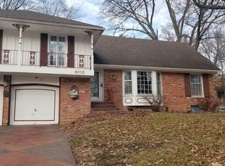 9012 W 106th St, Overland Park, KS 66212