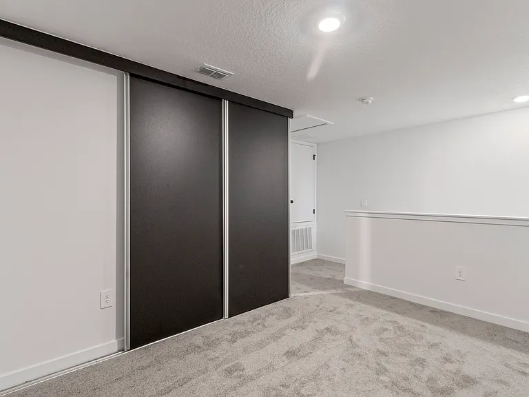 3250 Energy Dr — Photo 13