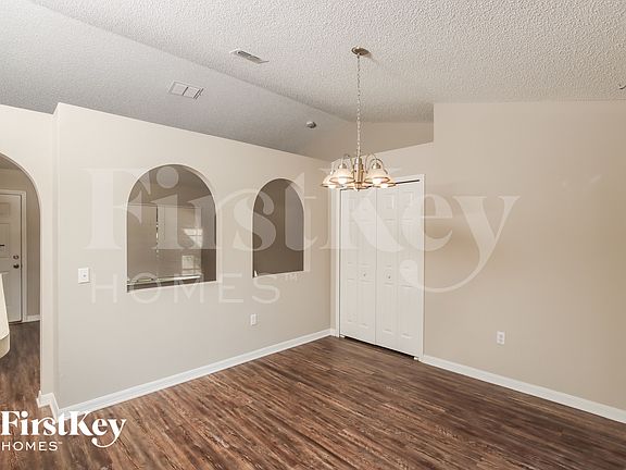 5th image of 1198 Venus St SE
