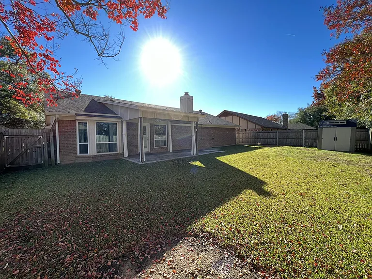 3333 Norman Ln — Photo 11