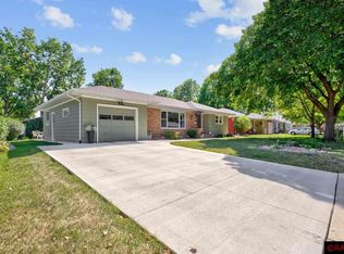 123 Marion Ln, Mankato, MN 56001