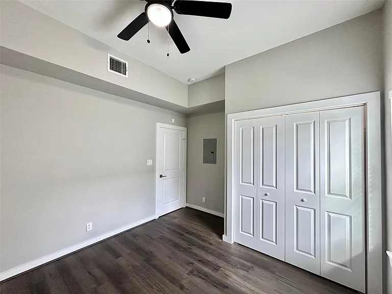 225 N Everton St #4 — Photo 9