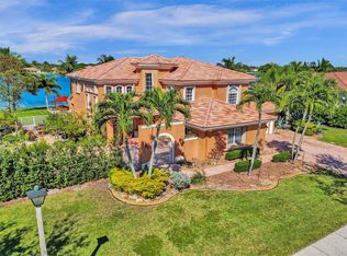 15767 SW 20th St, Davie, FL 33326