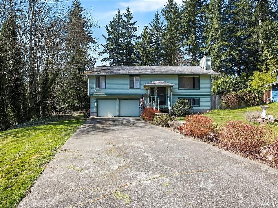 1st image of 4604 Basswood Ct SE