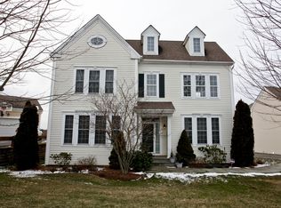 17 Legendary Cir, Port Chester, NY 10573