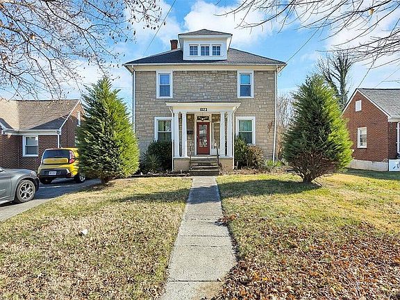 2nd image of 1023 Palm Ave NW