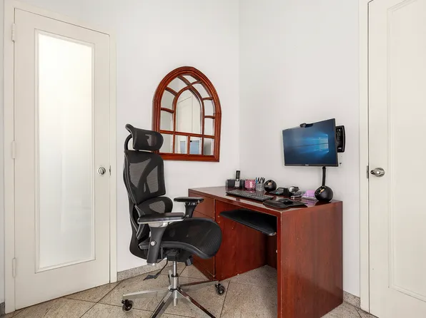 935 Park Avenue image 6 of 10