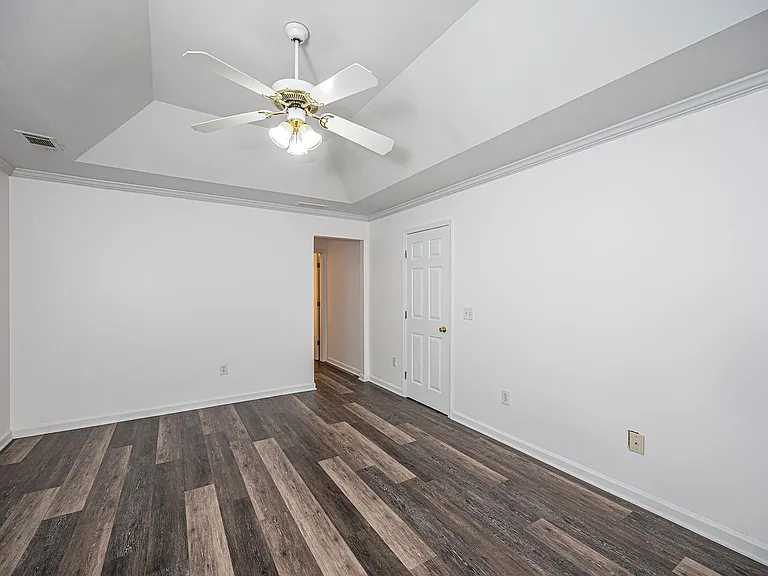 2285 Shady Oaks Dr — Photo 14