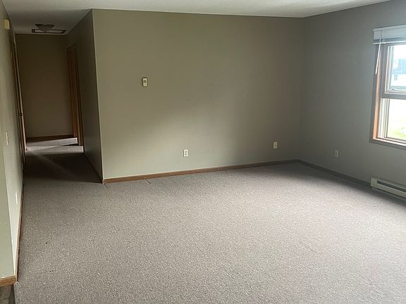 2nd image of 306 W Johnson St APT 4