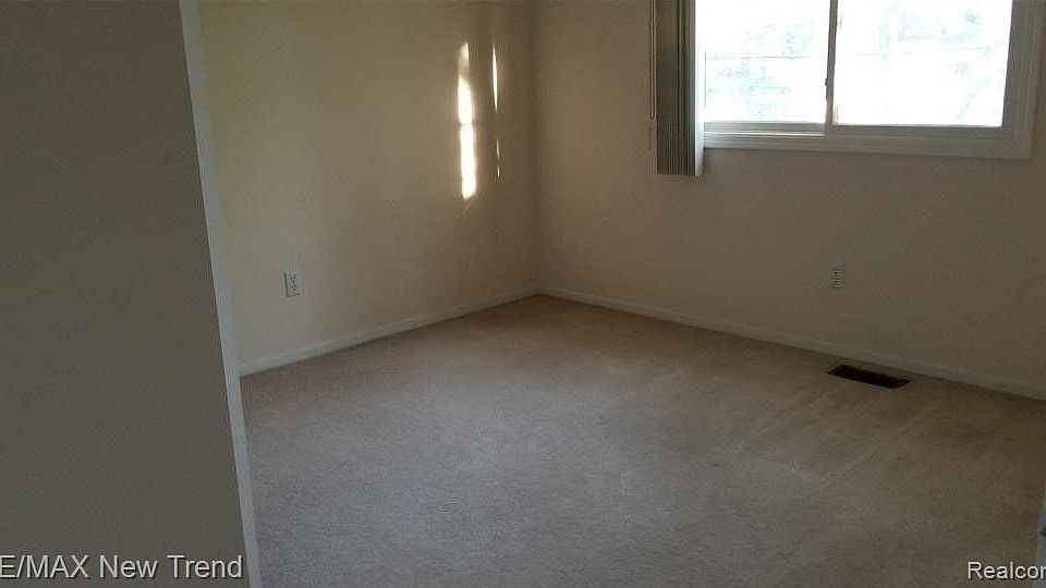 185 Coolidge Rd, photo 7