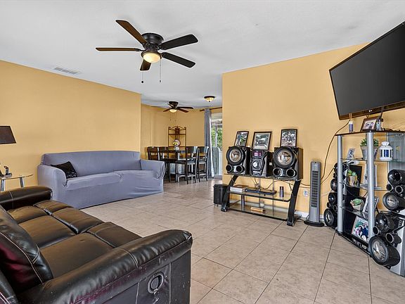 3rd image of 4608 San Marcus Ave