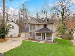 5396 Pickwick Ln NW, Lilburn, GA 30047