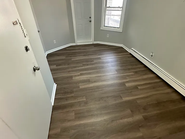 21 Eckert Ave #2 — Photo 1