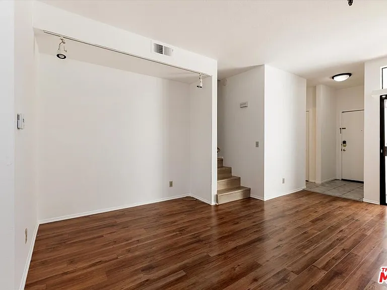 844 Magnolia Ave #14 — Photo 13