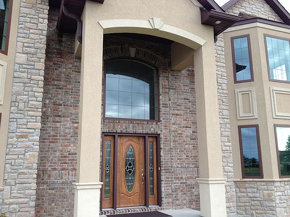 4th image of 9270 S Blake Dr