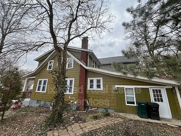 2nd image of 4269 Virginia Ave