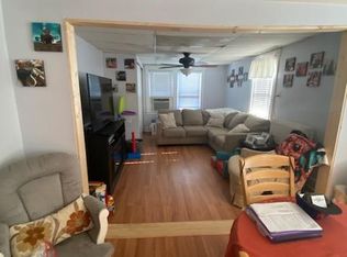 876 Richmond Ave, Staten Island, NY 10303