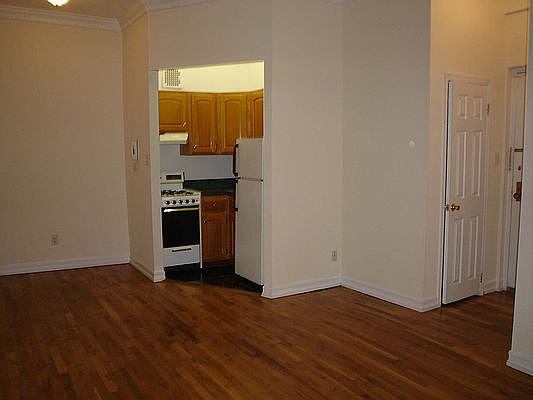 1st image of 76 W 85th St APT 2D