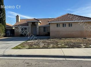 5702 Madrid Ct, Palmdale, CA 93552