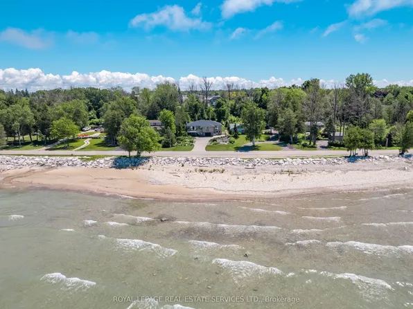 39 Goderich St, Kincardine, ON N2Z 2L2