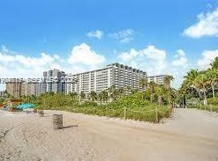 2899 Collins Ave APT 638, Miami Beach, FL 33140